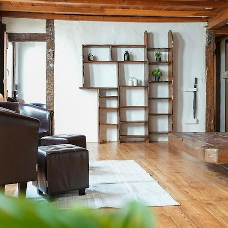 קובלנץ Charmante Fachwerk Wohnung Mit Terrasse In Der Altstadt מראה חיצוני תמונה