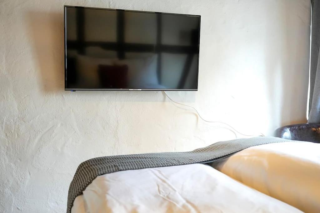 קובלנץ Charmante Fachwerk Wohnung Mit Terrasse In Der Altstadt מראה חיצוני תמונה