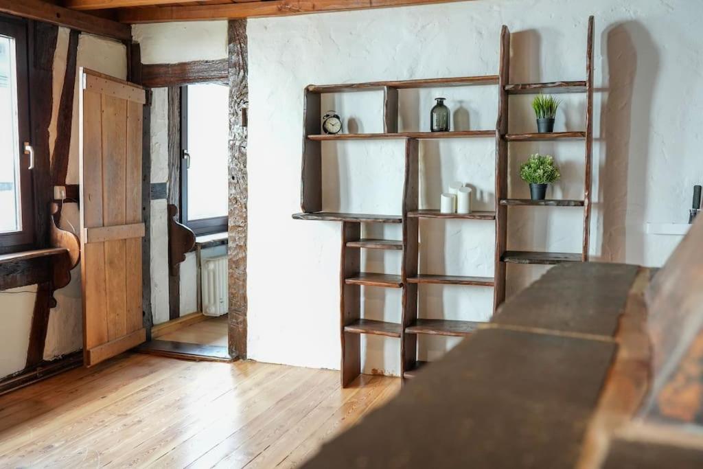 קובלנץ Charmante Fachwerk Wohnung Mit Terrasse In Der Altstadt מראה חיצוני תמונה