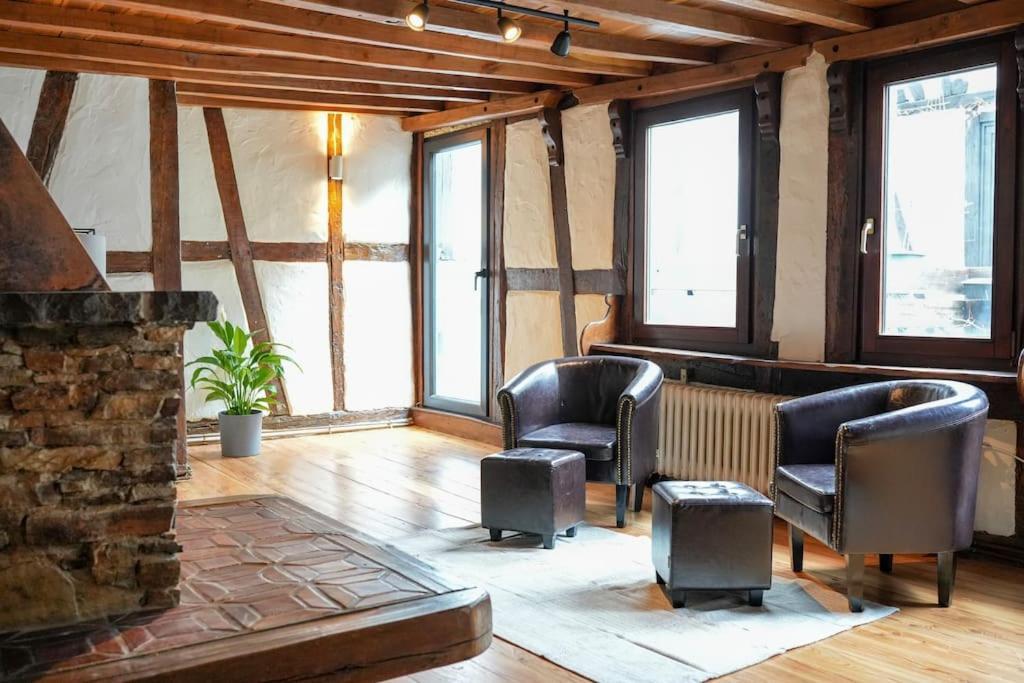 קובלנץ Charmante Fachwerk Wohnung Mit Terrasse In Der Altstadt מראה חיצוני תמונה