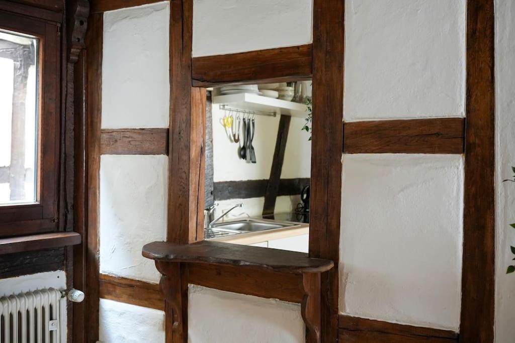 קובלנץ Charmante Fachwerk Wohnung Mit Terrasse In Der Altstadt מראה חיצוני תמונה